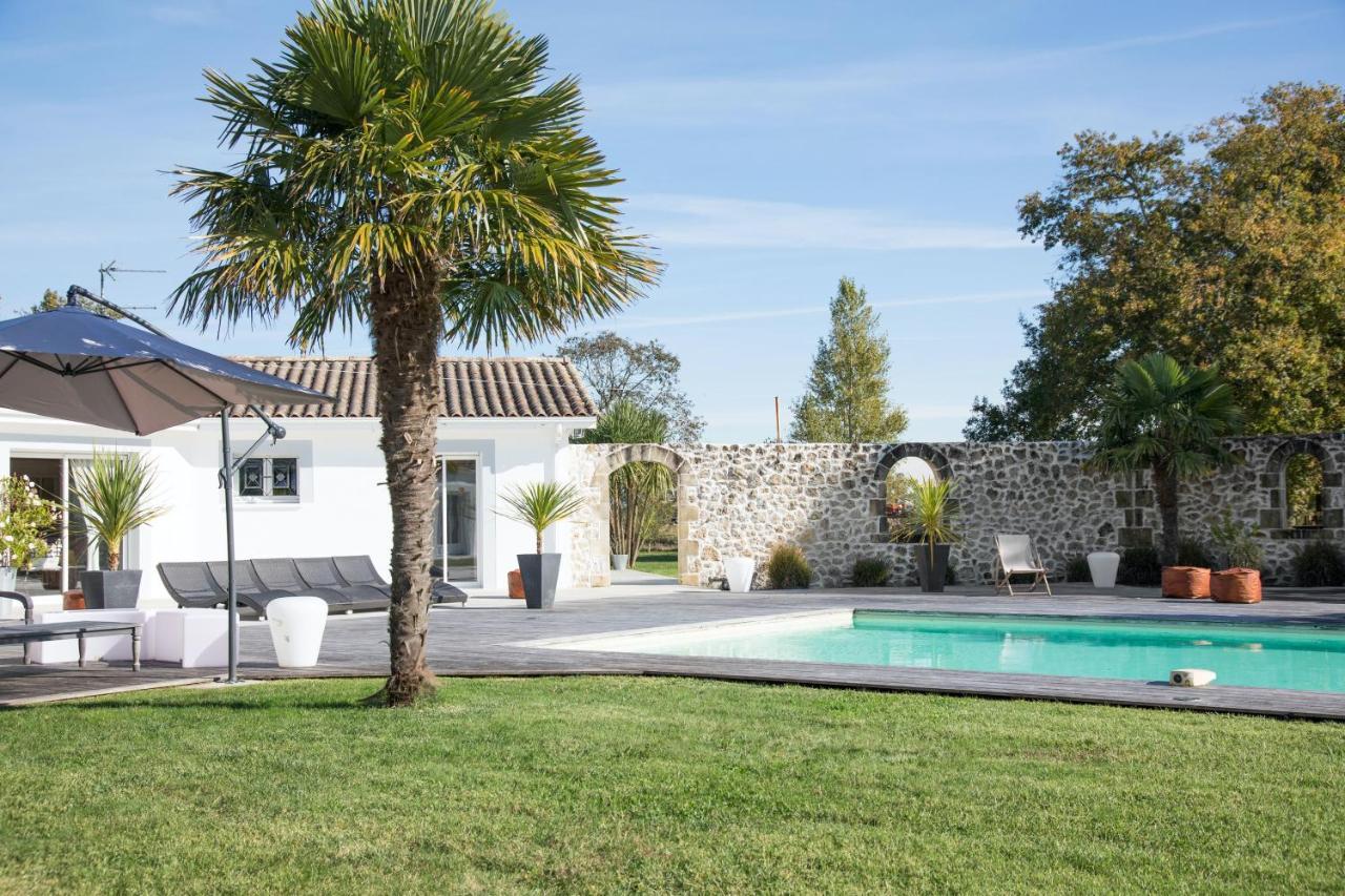 Villa Charmante A Saint-Germain-D'Esteuil Avec Piscine Privee Экстерьер фото