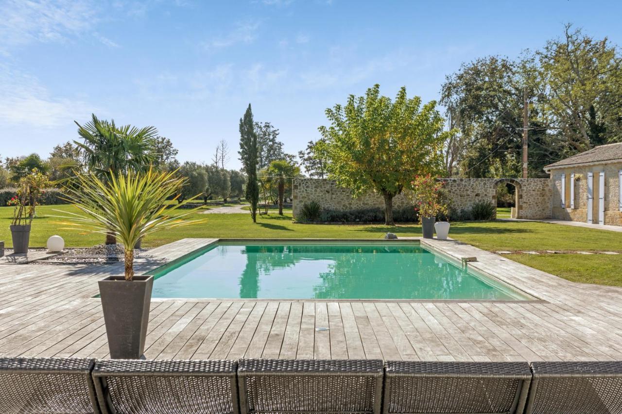 Villa Charmante A Saint-Germain-D'Esteuil Avec Piscine Privee Экстерьер фото