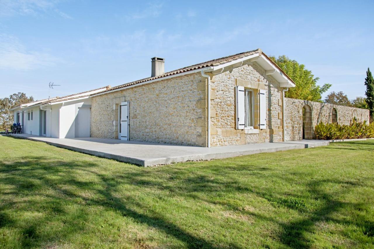 Villa Charmante A Saint-Germain-D'Esteuil Avec Piscine Privee Экстерьер фото